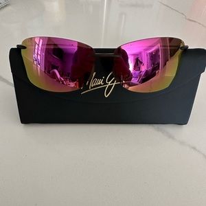 Maui Jim’s polarized plus 2 sunglasses, NEW!